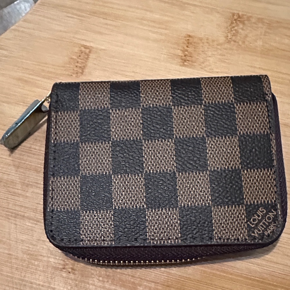 Designer inspired Checkered Key & Card Holder - Black and Brown